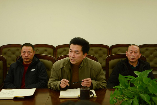 说明: http://edu.anhuinews.com/ahxy/asdfz/202012/W020201221401464292220.png
